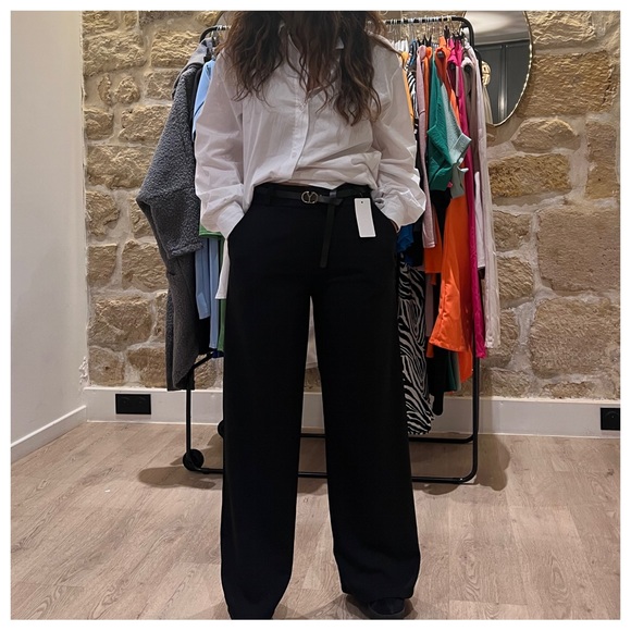 22 Made In Italy Chic BLACK Wide leg belted pants - Picture 3 of 4